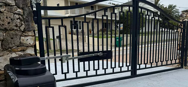 Swing Gate Opener with Keypad Minnetonka